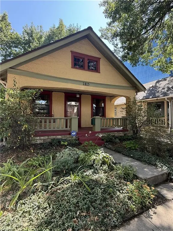 1815 W 38th ST, Kansas City, MO 64111