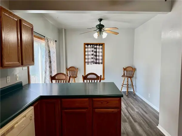 1506 6th AVE, St Joseph, MO 64505
