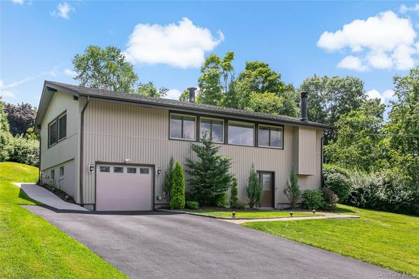239 Carolina RD, Yorktown Heights, NY 10598