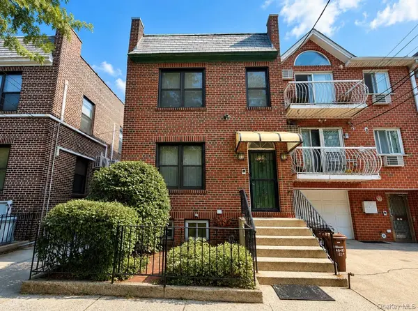 46-19 65th PL, Woodside, NY 11377
