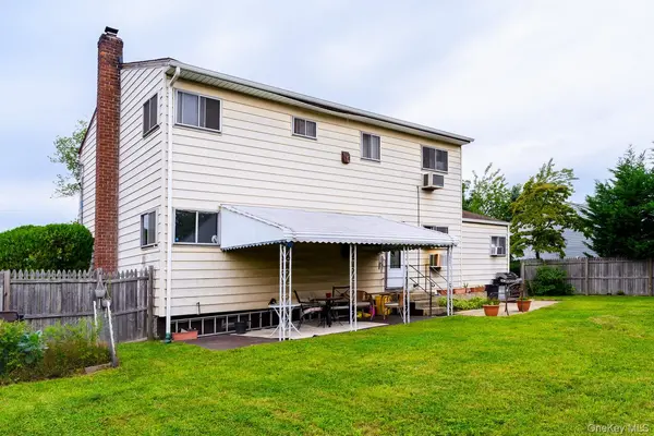 191 N Virginia AVE, Massapequa, NY 11758