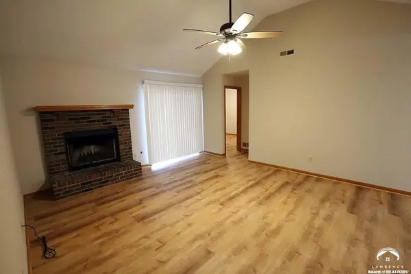2701 Meadow PL, Lawrence, KS 66047