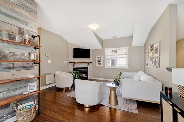 1011 N Ogden ST, Indianapolis, IN 46202