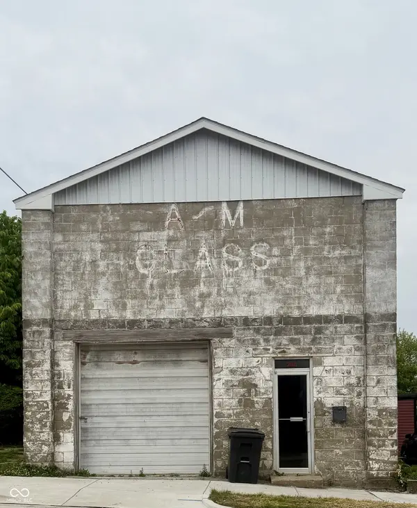 208 N Jackson ST, Greencastle, IN 46135