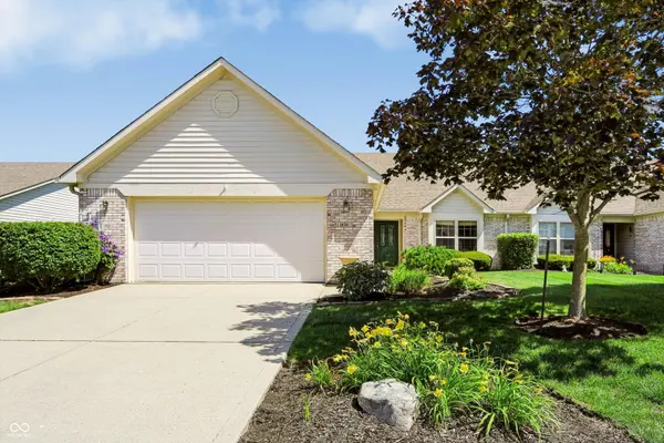 1636 Fairfield CIR, Greenfield, IN 46140