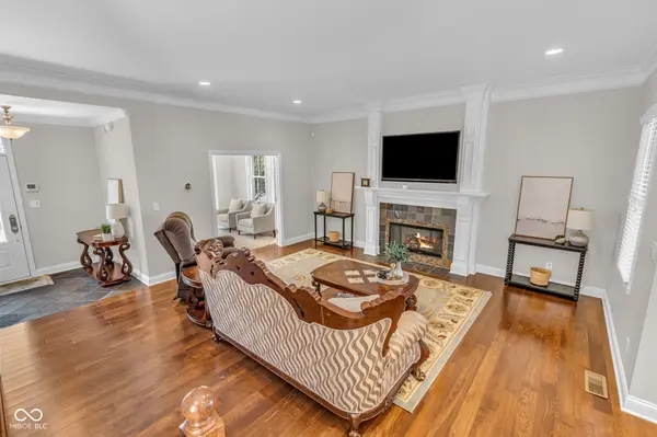 12677 Apsley LN, Carmel, IN 46032