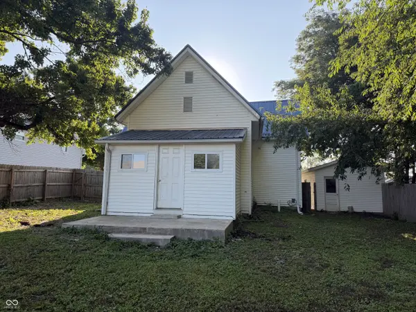 305 2nd ST, New Market, IN 47965