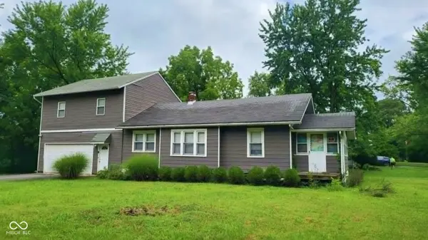 3854 1/2 S Sherman DR, Indianapolis, IN 46237