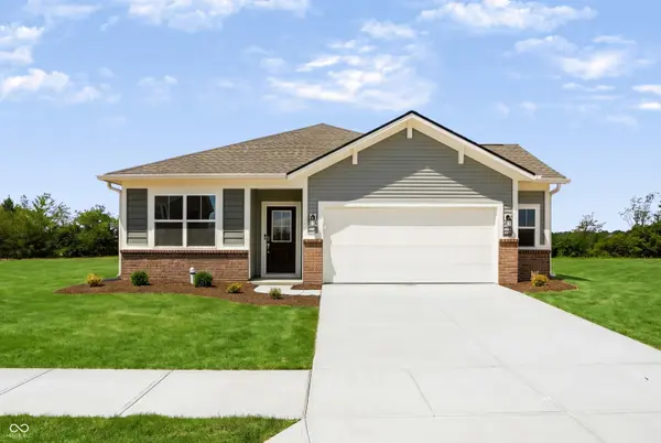 3816 Flora DR, Franklin, IN 46131