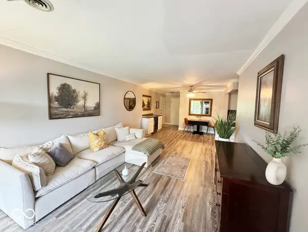 1715 Homan DR #301, Schererville, IN 46375