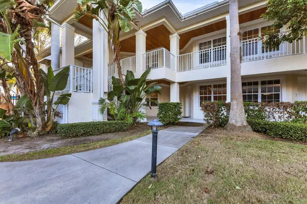 3506 54TH DR W #104, Bradenton, FL 34210