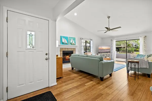 4566 HIDDEN VIEW PL #7, Sarasota, FL 34235