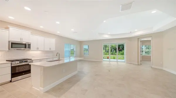 6547 BIG BAYOU DR, Sarasota, FL 34241