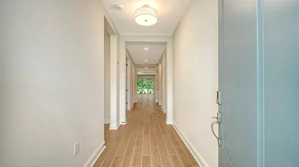 9940 CRYSTAL ISLES CIR, Sarasota, FL 34241