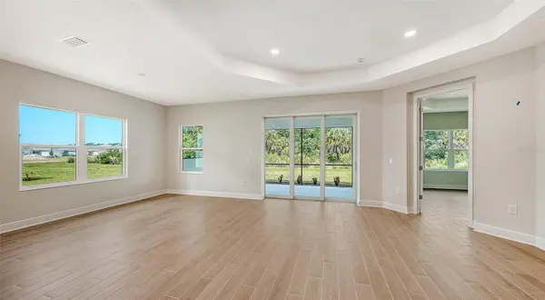 9940 CRYSTAL ISLES CIR, Sarasota, FL 34241
