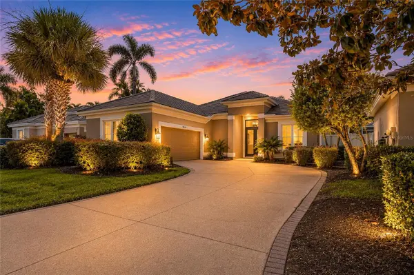 8762 52ND AVE E, Bradenton, FL 34211