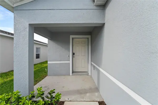 2048 GOLDEN BEAK DR, Eagle Lake, FL 33839