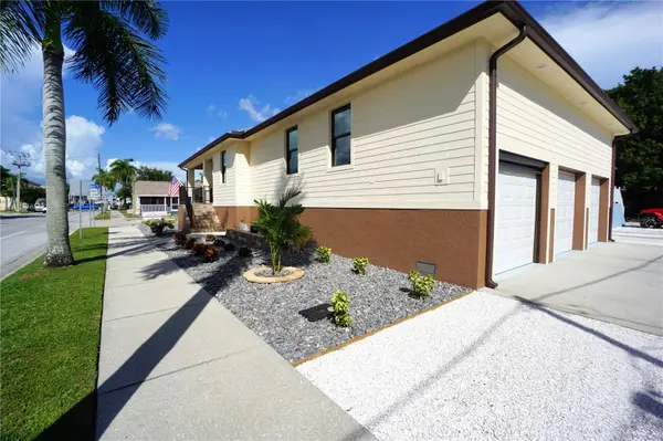 301 GOLDSTEIN ST, Punta Gorda, FL 33950