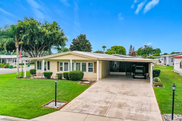 1690 NASSAU CIR, Tavares, FL 32778