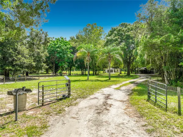 34814 WILLIAM LN, Eustis, FL 32736