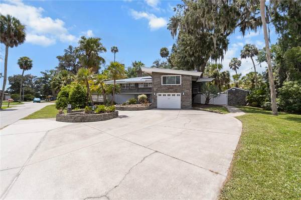 1830 SE 3RD CT, Crystal River, FL 34429