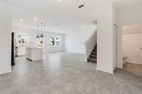 264 NINE IRON DR, Davenport, FL 33896