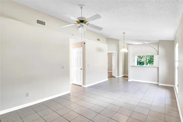 8832 VALENCIA OAKS CT, Orlando, FL 32825