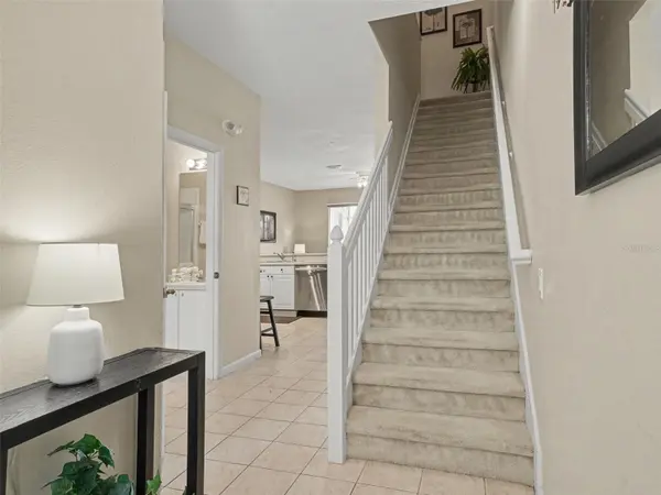 2326 SILVER PALM DR, Kissimmee, FL 34747