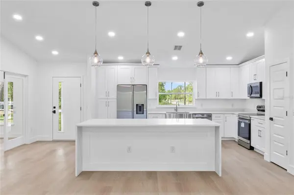 8157 N VOYAGER DR, Citrus Springs, FL 34433