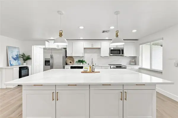 6646 GLADES WAY, Sarasota, FL 34231