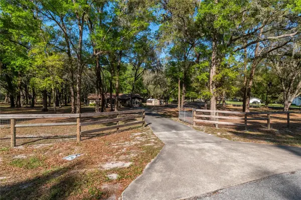 3005 SE 160TH LANE RD, Summerfield, FL 34491