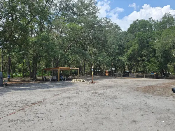 17120 SE 130TH AVE, Weirsdale, FL 32195