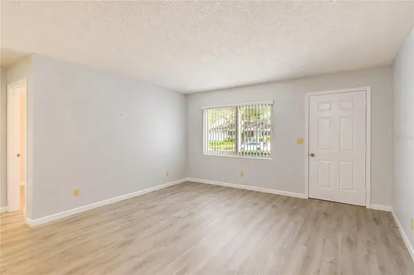8702 SW 94TH ST #E, Ocala, FL 34481