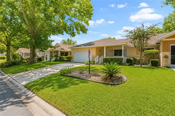 8702 SW 94TH ST #E, Ocala, FL 34481