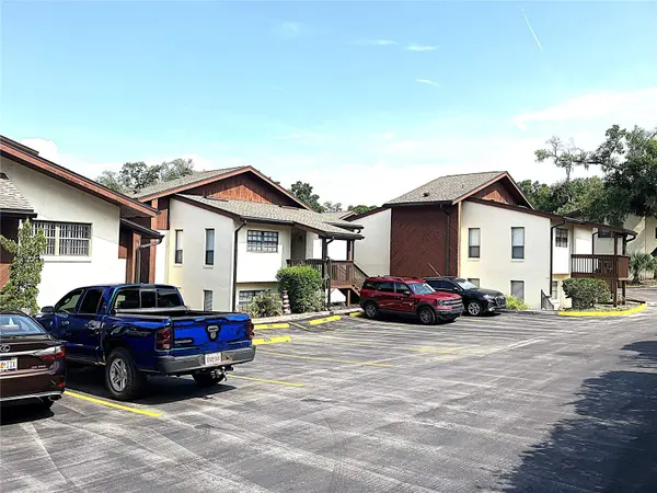956 5TH ST #9A, Clermont, FL 34711
