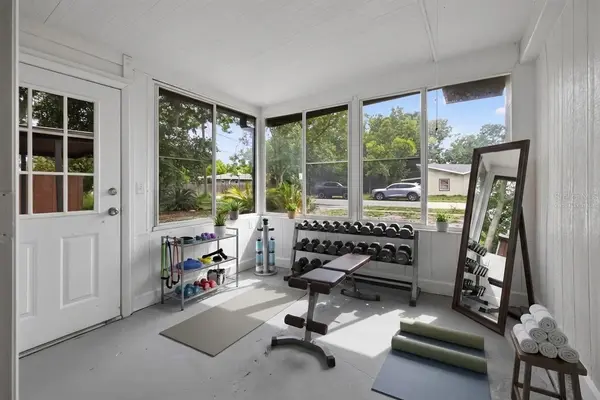 2390 NORTHLAND RD, Mount Dora, FL 32757