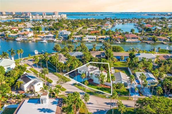 3250 E DEBAZAN AVE, St Pete Beach, FL 33706