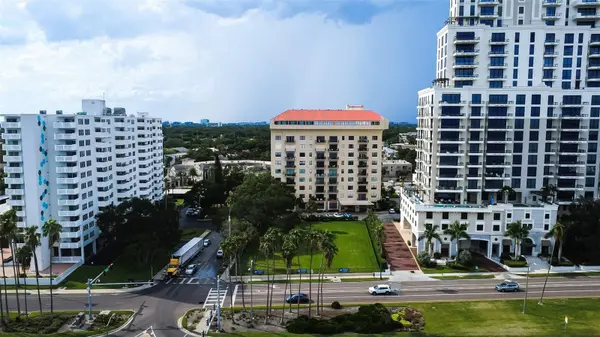 2109 BAYSHORE BLVD #303, Tampa, FL 33606