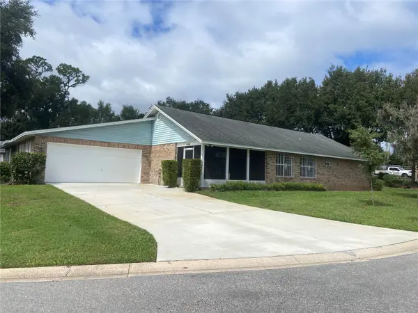 2400 S GLEN EAGLES DR, Deland, FL 32724