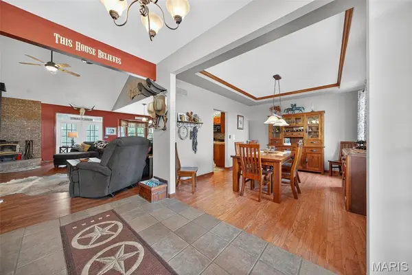 16400 Pleasant Hill RD, Wright City, MO 63390