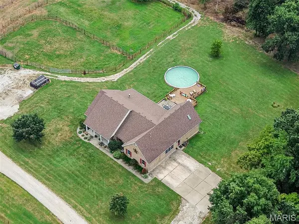 16400 Pleasant Hill RD, Wright City, MO 63390