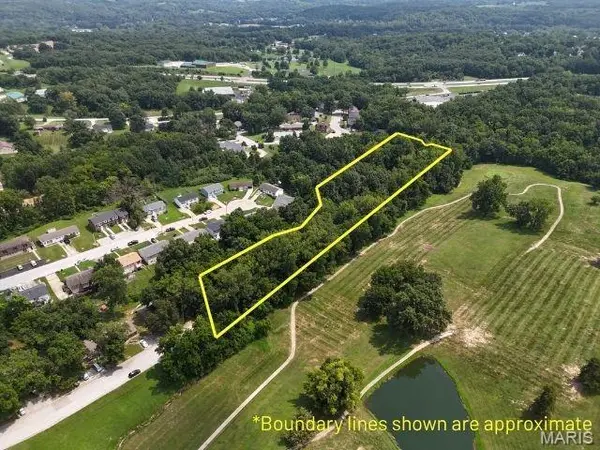 5 S Park DR, Hannibal, MO 63401