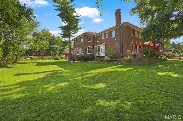 7006 Maryland AVE, University City, MO 63130