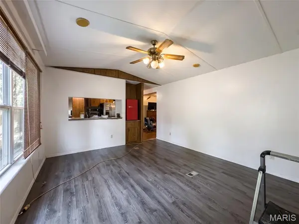 3102 Meyer RD, Festus, MO 63028