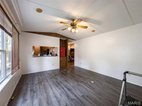 3102 Meyer RD, Festus, MO 63028