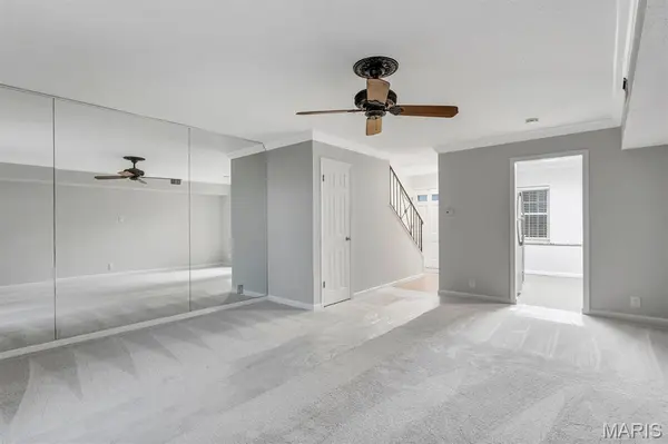 13472 Mason Village CT, Town And Country, MO 63131