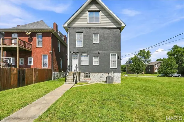 5714 Maple AVE, St Louis, MO 63112