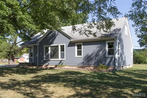 291 W 2nd ST, Beckemeyer, IL 62219