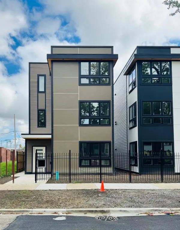 155 N La Crosse AVE, Chicago, IL 60644