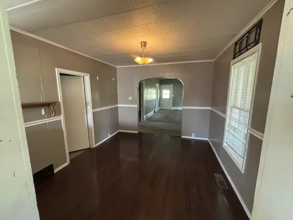 302 N Pine ST, Wenona, IL 61377